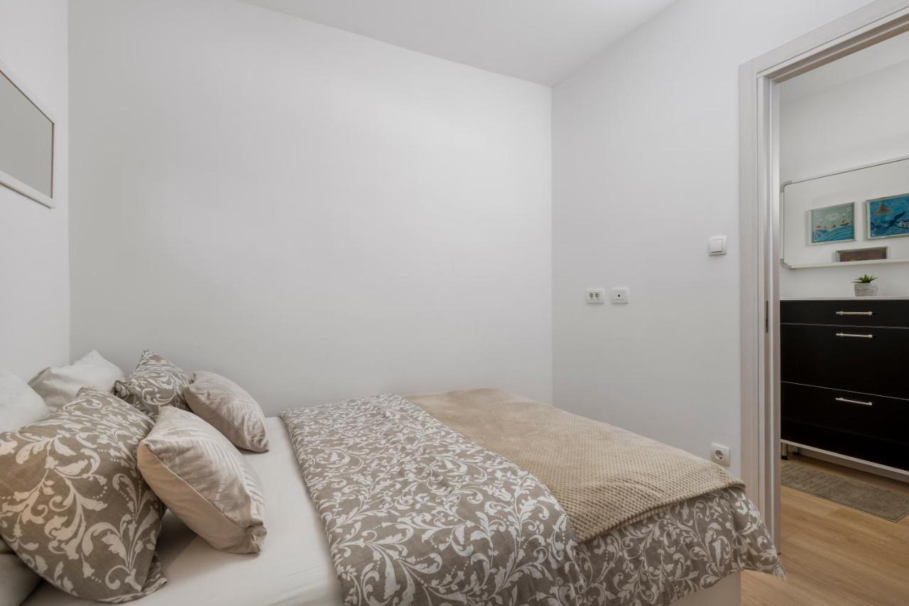 Apartment Opa Gold Rijeka Exterior foto